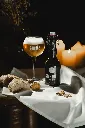 PD_BT_verre_table_repas_ambiance_chaleureuse_02.webp